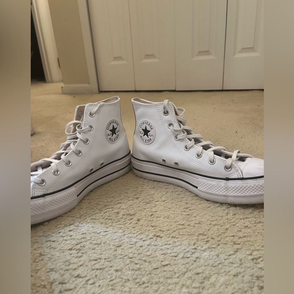 Converse Classic White High-Tops Platfrom